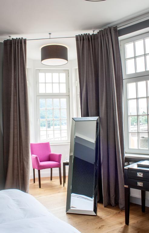 Ferienwohnung Oliver92 베른카슈텔쿠에스 외부 사진